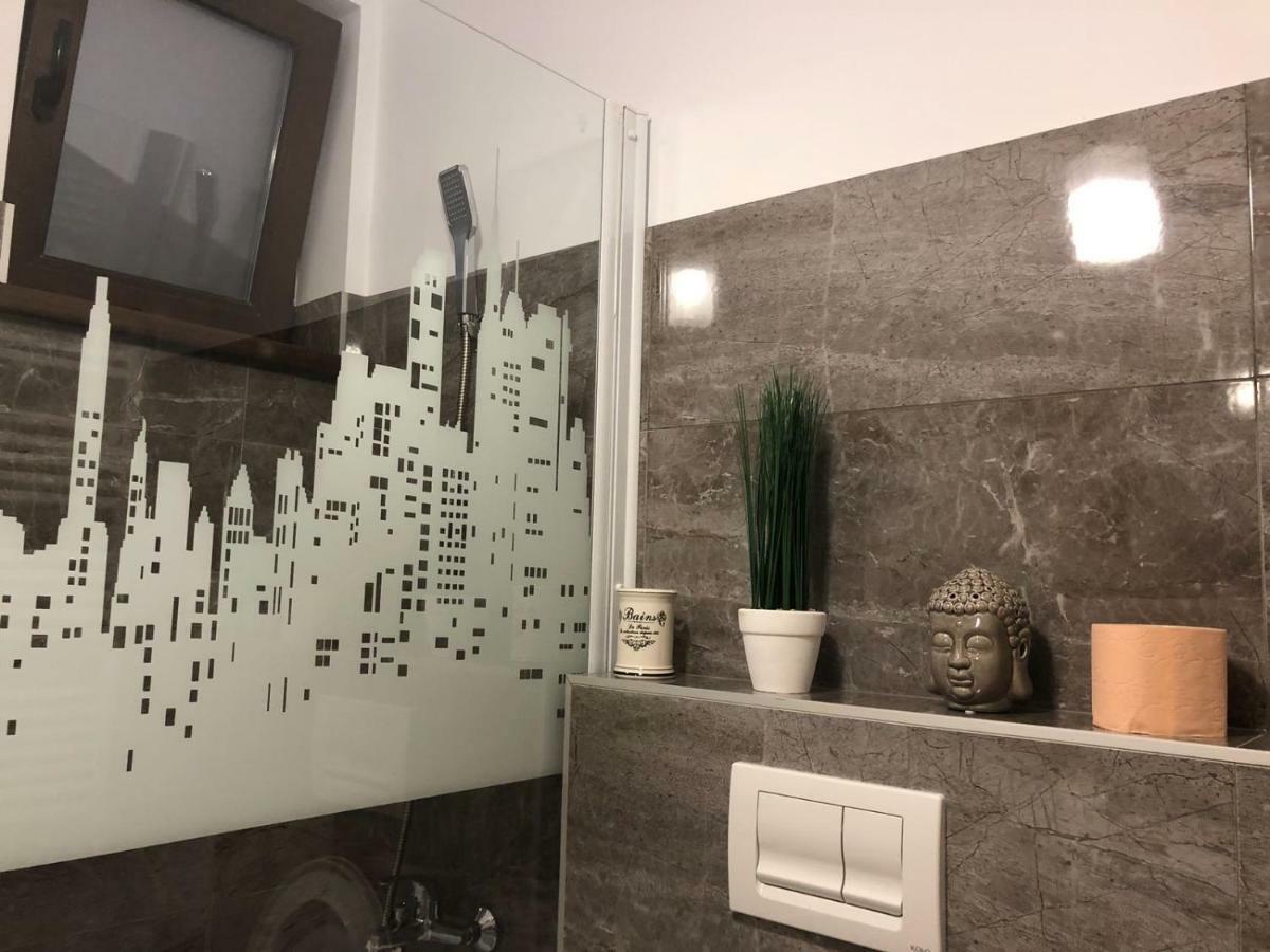 Smart Home Lux Iasi Ngoại thất bức ảnh