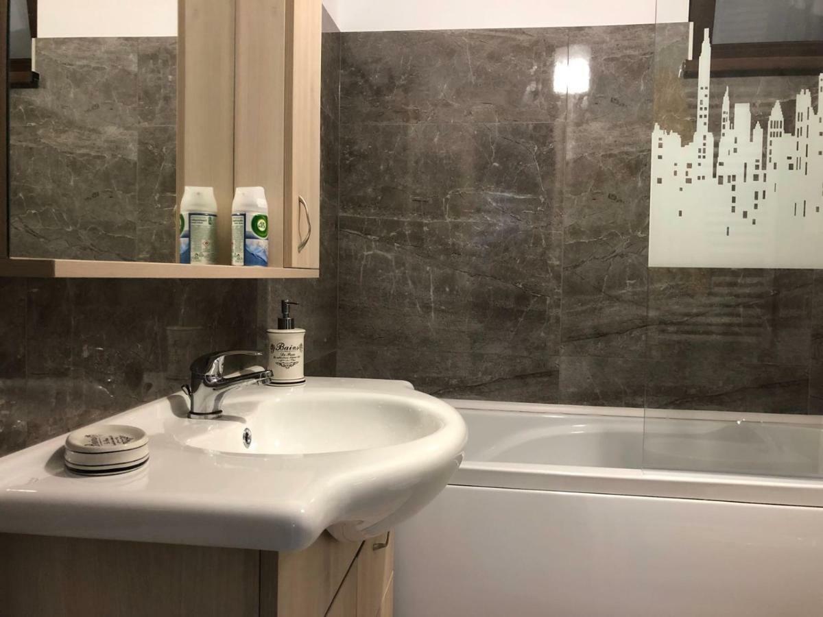 Smart Home Lux Iasi Ngoại thất bức ảnh